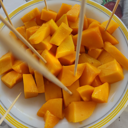 mangos a dados preparados para comer